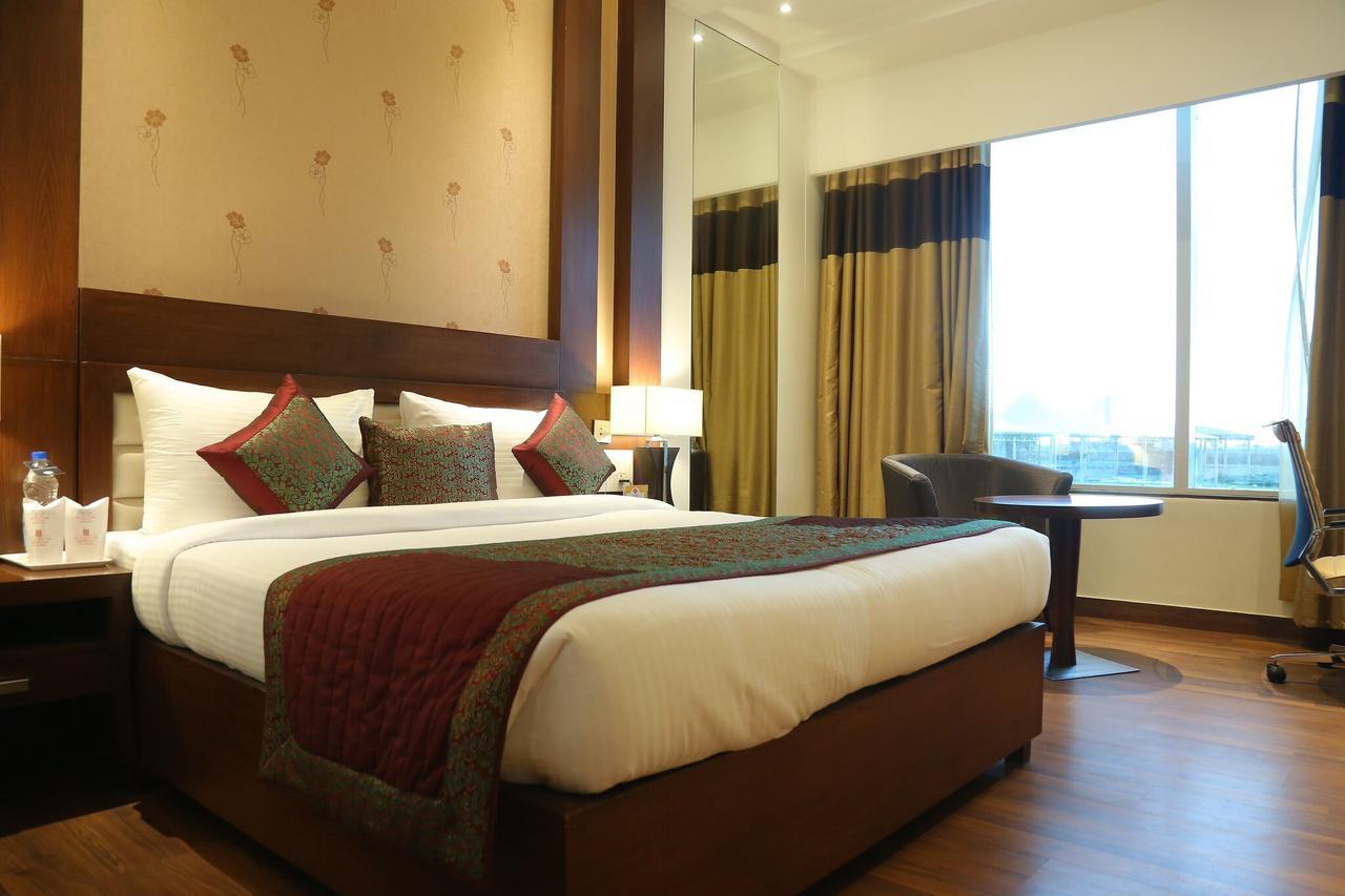 Milenium Boutique Hotel Faridabad Extérieur photo