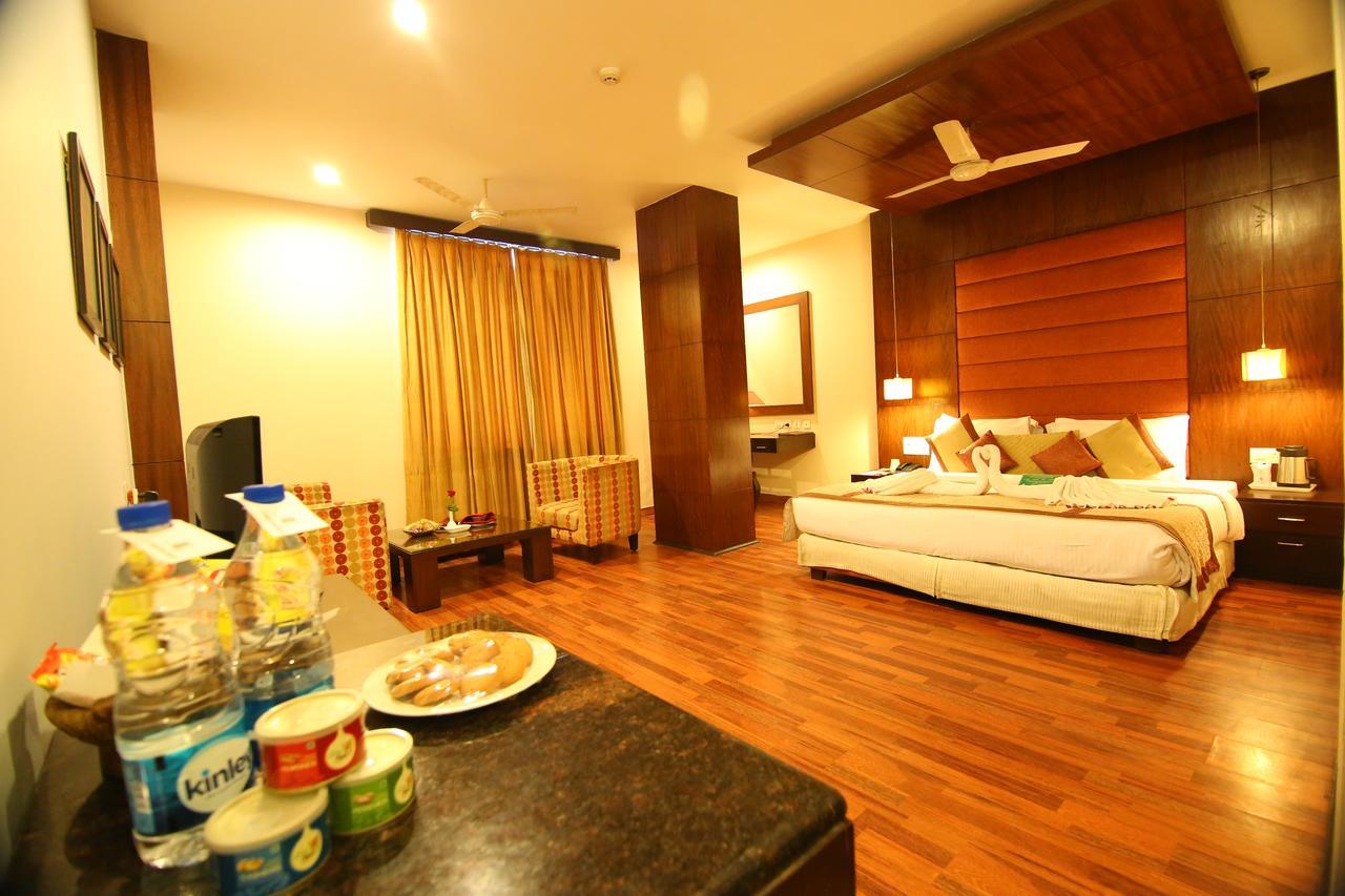 Milenium Boutique Hotel Faridabad Extérieur photo